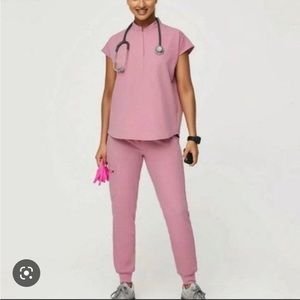 Figs chalk pink XS set